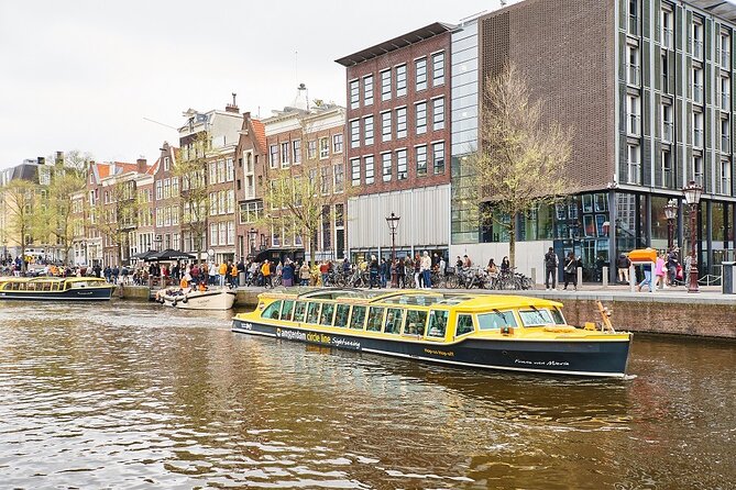 Amsterdam: Historic City Sightseeing Canal Cruise - Why Amsterdam looks different from the canals