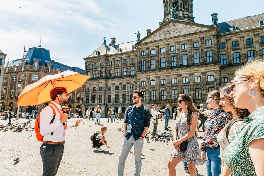 Amsterdam: Historical Highlights Walking Tour with Tasting - The Amstel River and the city’s growth