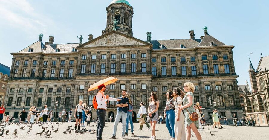Amsterdam: Historical Highlights Walking Tour with Tasting - Is $34 a fair price?