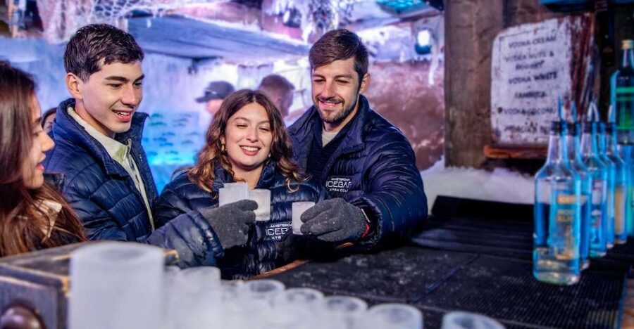 Amsterdam: Icebar Entry Ticket with 3 Drinks - The three included drinks and what you actually get
