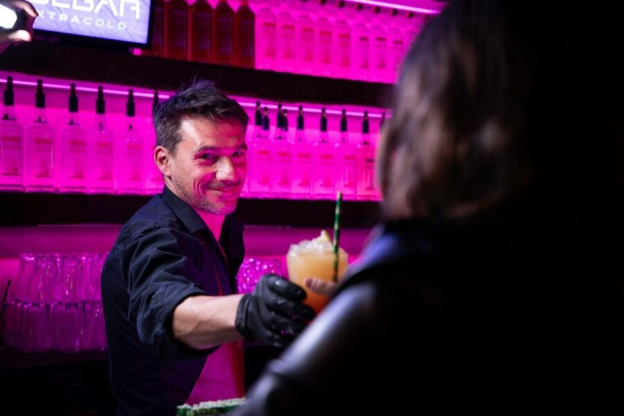 Amsterdam: Icebar Entry Ticket with 3 Drinks - Practical tips for a smoother visit