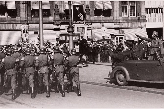 Amsterdam in World War II Tour - Nieuwe Kerk and the Mozes en Aäronstraat story
