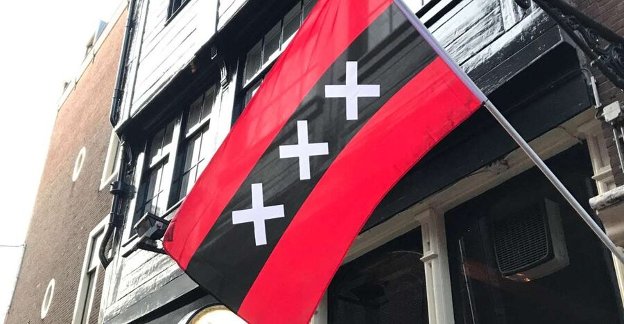 Amsterdam: Introduction walking tour - The Red Light District without the usual clichés