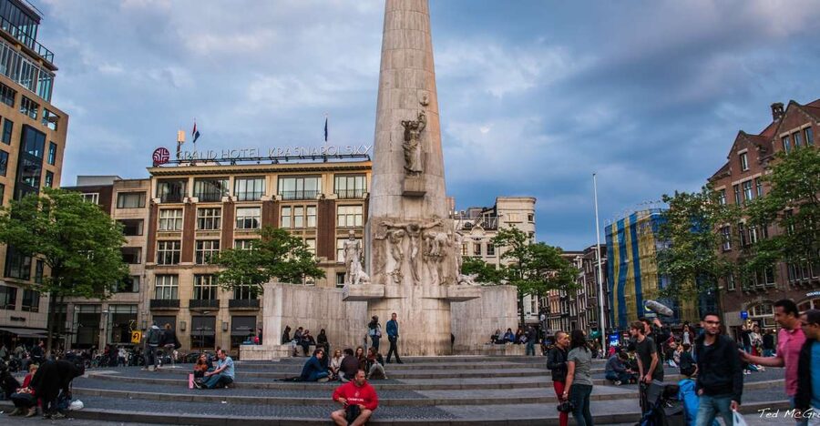 Amsterdam Jewish Quarter walking tour - Anne Frank’s story beyond the famous name