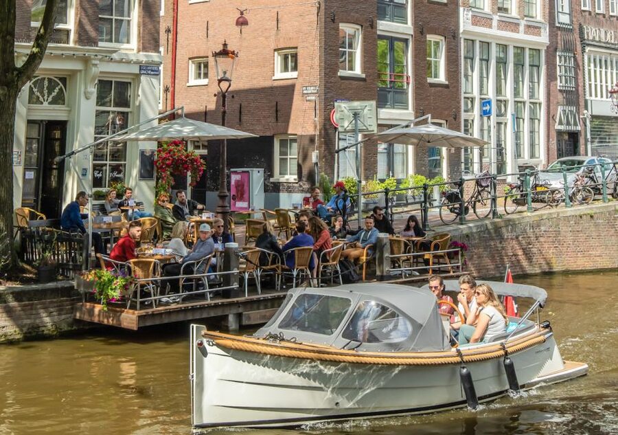 Amsterdam: Jordaan District Tour with a German guide - Noorderkerk and the northern side of the route