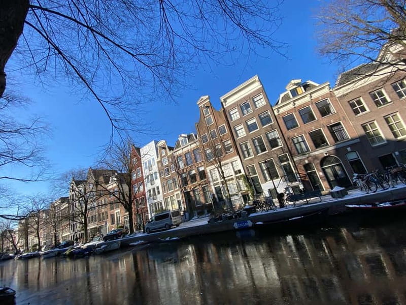Amsterdam: Kultour, Kulturelle Stadtführung mit Herz & Seele - What the two hours give you for $30