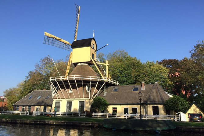 Amsterdam Landscape Windmill Private Bike Tour - Quiet paths and an easy Dutch cycling pace