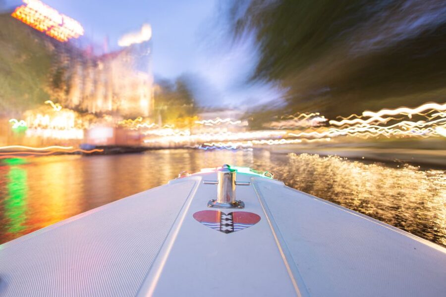Amsterdam Light Festival Boat Cruise - From Prinsengracht to the Flower Market