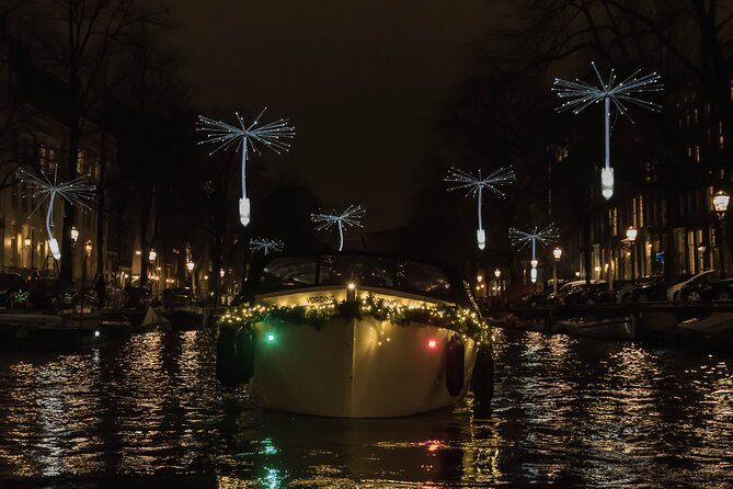 Amsterdam Light Festival: Canal Cruise + Bite & Unlimited Drinks - Key points to know before boarding