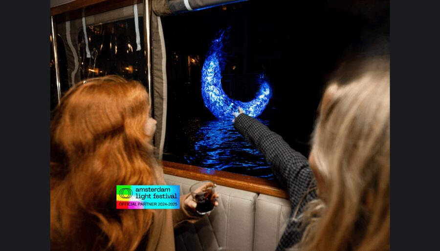 Amsterdam: Light Festival Cruise With Drinks & Snacks - Seeing Amsterdam’s Light Festival from the water