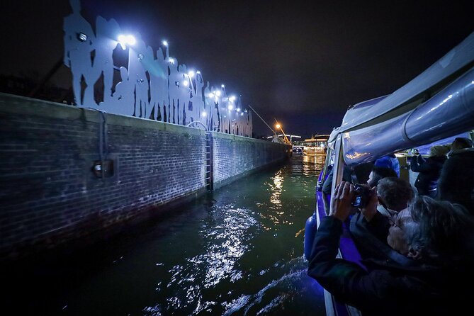 Amsterdam: Light Festival Cruise with Unlimited Drinks Option - Key points to know before booking