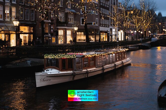 Amsterdam Light Festival: Heated Boat Cruise + Hot Drinks & Bite - Seeing Amsterdam Light Festival from the canals