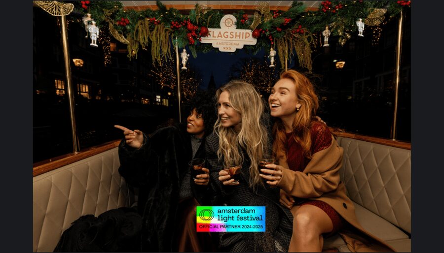 Amsterdam: Light Festival Heated Cruise w/ Drinks & Snacks - Boarding at Prins Hendrikkade 33A