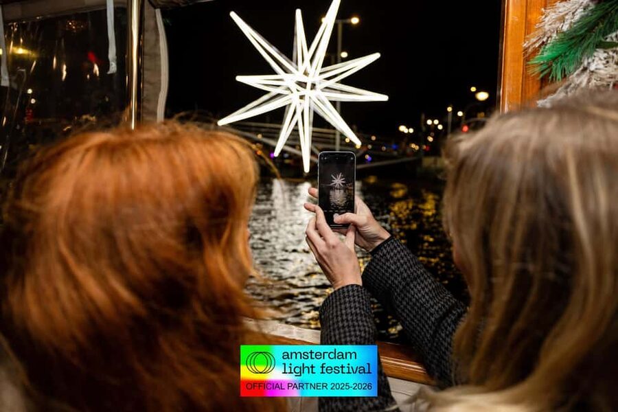 Amsterdam: Light Festival Heated Cruise with Drinks Option - Should you book the Amsterdam Light Festival cruise?