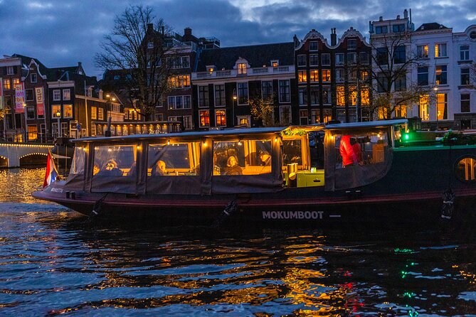 Amsterdam: Light Festival Open Boat - Unl. Drinks Option - Meeting at Stationsplein 28