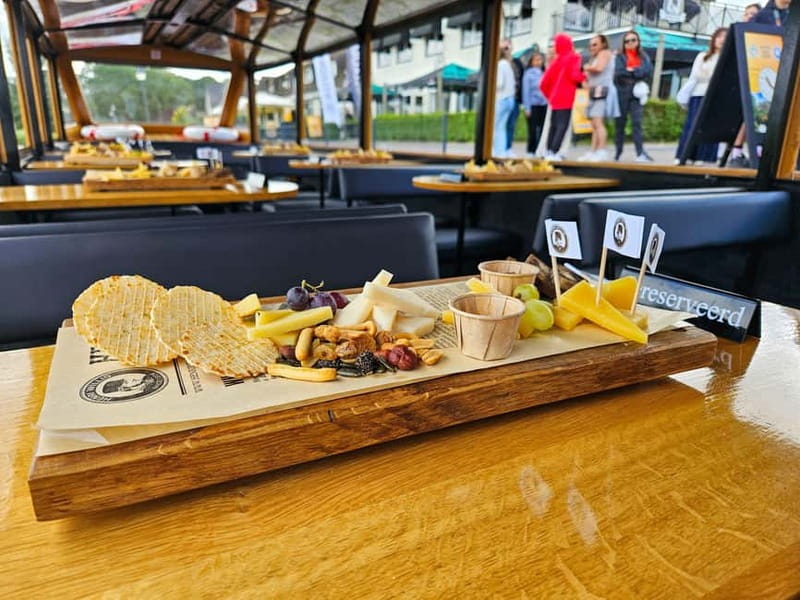 Amsterdam: Live GuideD Giethoorn Boat Tour & Cheese Platter - Why Giethoorn is worth the ride from Amsterdam