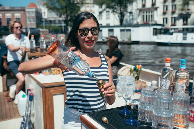 Amsterdam: Luxury Boat Cruise Unlimited Cocktails, Beers & Wines - Choosing the best time and season