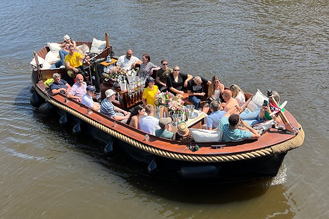 Amsterdam Luxury Boutique Boat tour with Unlimited Beer and Wine - Magere Brug and the final canal views