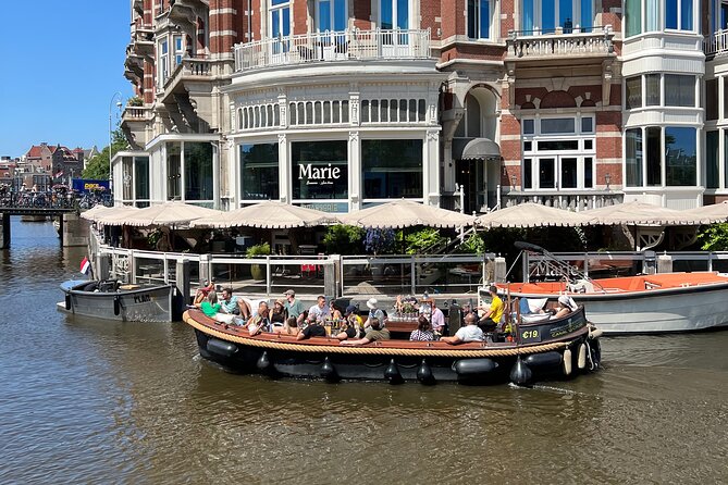 Amsterdam Luxury Boutique Boat tour with Unlimited Beer and Wine - Boat identification and comfort concerns