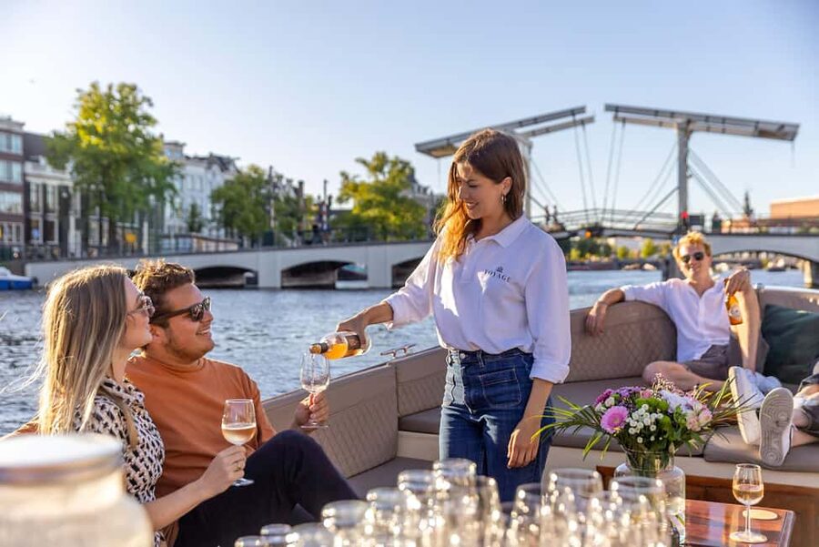 Amsterdam: Luxury Canal Cruise with Optional Snacks & Drinks - Prinsengracht and the western canal belt