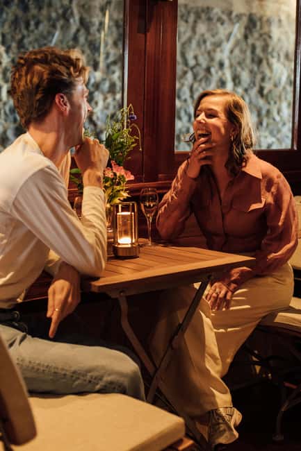 Amsterdam: Luxury Cruise Unlimited Cocktails & Snacks Option - What this Amsterdam cruise is really about
