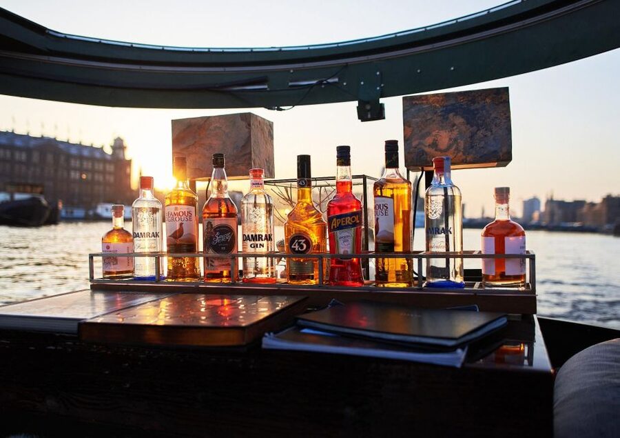 Amsterdam: Luxury Cruise Unlimited Cocktails & Snacks Option - From the Red Light District to Our Lord in the Attic