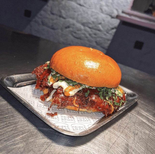 Amsterdam: Maijard 3-Course Menu and Nightlife Ticket - A burger dinner with a ready-made night out