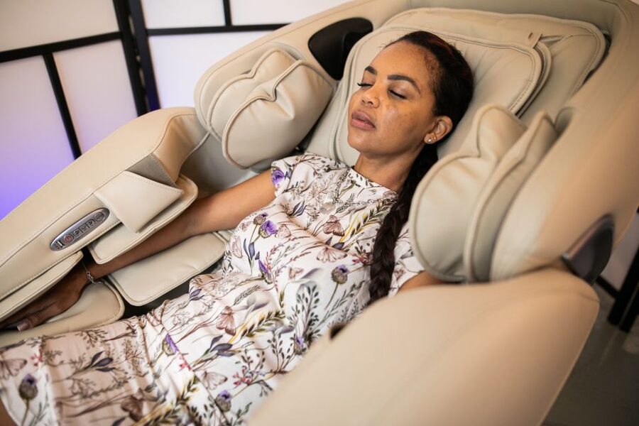 Amsterdam: Massage Session - The welcome, lockers, and program choice