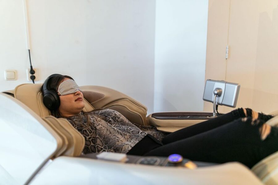 Amsterdam: Massage Session - Inside the 3D relaxation capsule