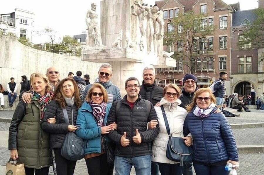 Amsterdam: Must-See Attractions Guided Walking Tour - How the three-hour schedule works