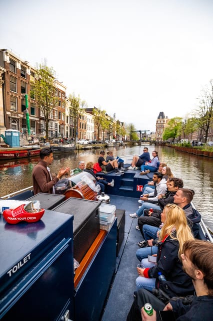 Amsterdam:Old City Canal Cruise with Live Guide and Open Bar - Key points for your one-hour Amsterdam cruise