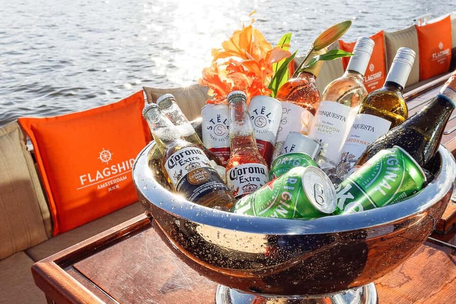 Amsterdam: Open Boat Cruise option Unlimited Drinks & Bite - Key points to know before you book