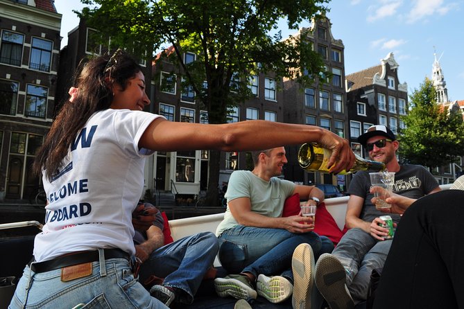 Amsterdam Open Boat Cruise with Live Guide and Two Drinks - Group Size, Comfort, and Family Fit