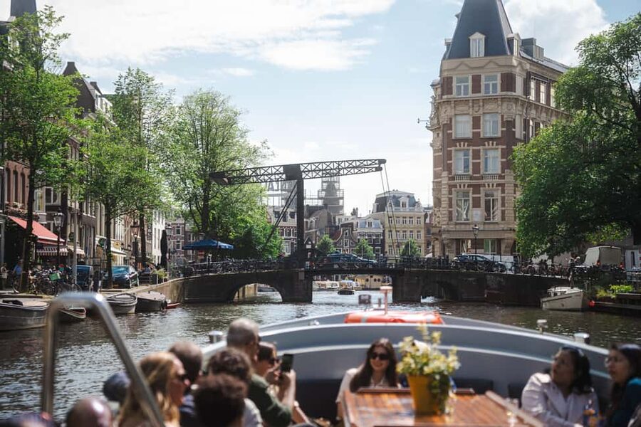 Amsterdam: Open Boat Tour of Canals with Expert Local Guide - Should you book the Amsterdam open-boat tour?