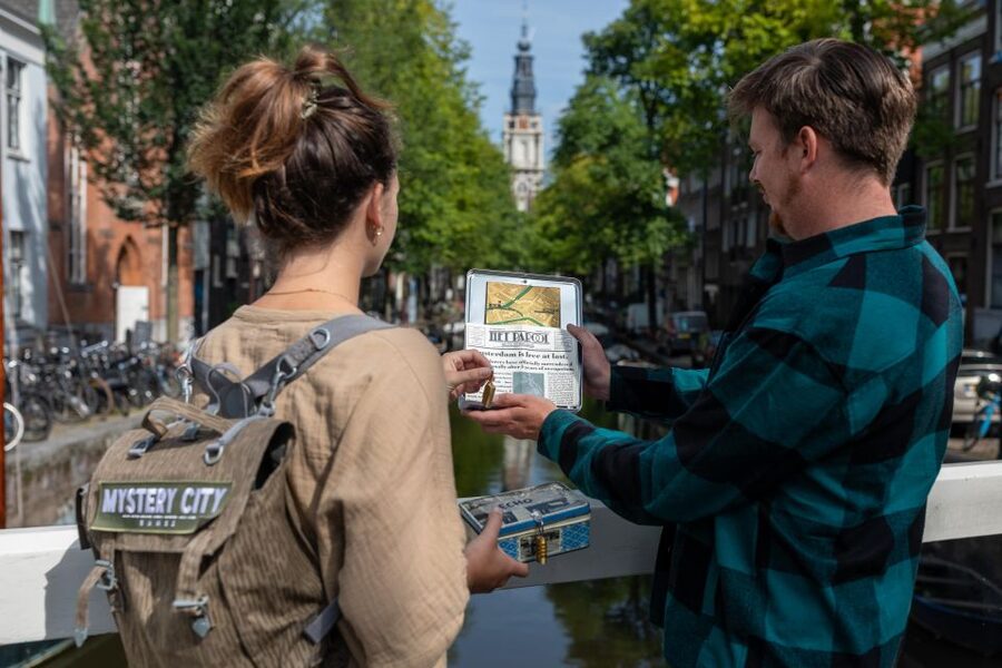 Amsterdam: "Operation 45 " Treasure Hunt Walking Tour - My verdict: book it for the format, not just the sights