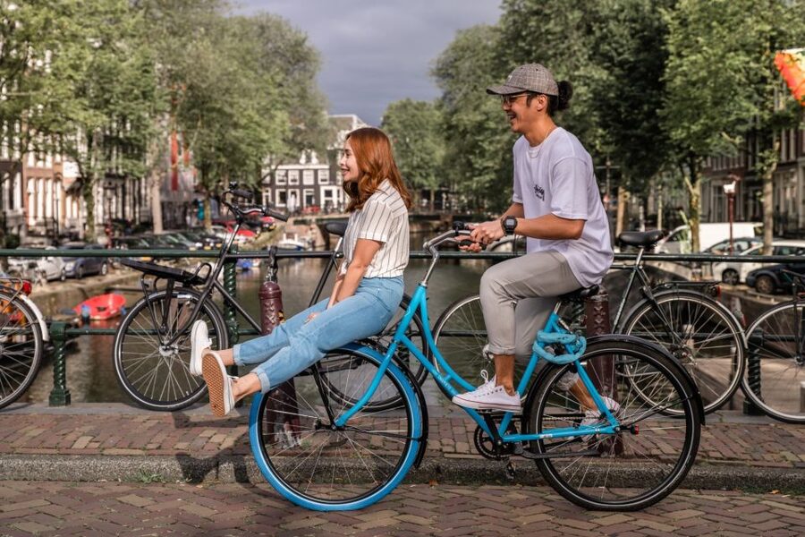 Amsterdam: Personal Travel & Vacation Photographer - Choosing Between 30 Minutes and Three Hours