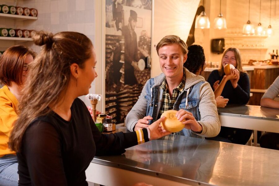 Amsterdam: Premium Henri Willig Cheese Tasting Experience - Is $21 good value for an hour?