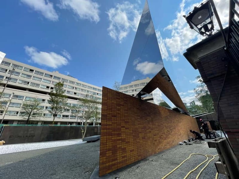 Amsterdam: Private Anne Frank and Jewish History Tour - Amsterdam’s Jewish story begins at the Portuguese Synagogue