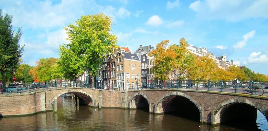 Amsterdam: Private Anne Frank and Jewish Quarter Tour - The Portuguese Synagogue and Jewish religious life