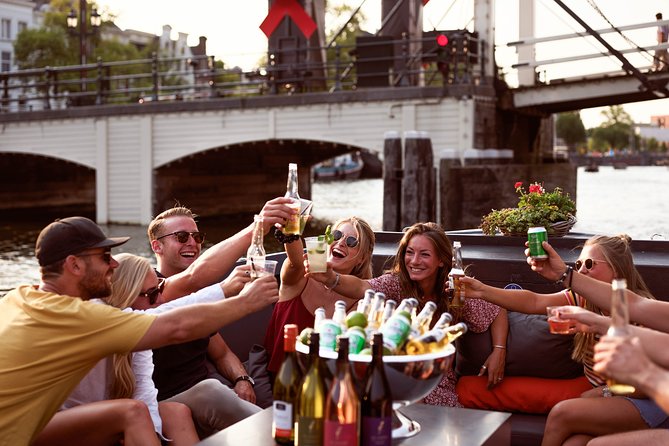 Amsterdam Private BBQ and Drinks Cruise With Onboard Chef - Why a private BBQ cruise works in Amsterdam