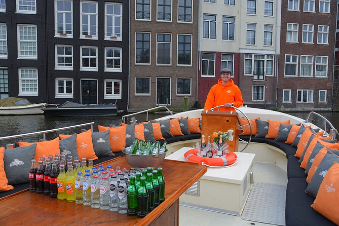 Amsterdam Private Boat Trip With Skipper, Burger and Beers - A Burger, Four Beers, and the Pace of the Trip