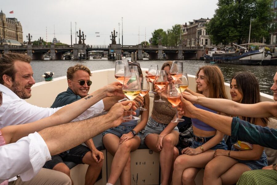 Amsterdam: Private Canal Booze Cruise with Unlimited Drinks - Prinsengracht, About 10 Minutes