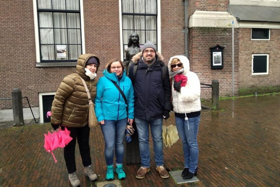 Amsterdam: Private custom tour with a local guide - The value of seeing Amsterdam with a local