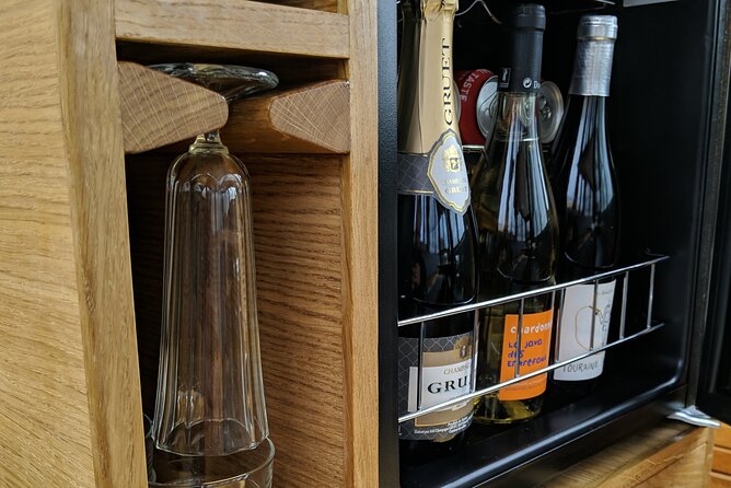 Amsterdam Private Dinner Cruise incl Drinks & 2-course Dinner 2hr - What the private format is worth