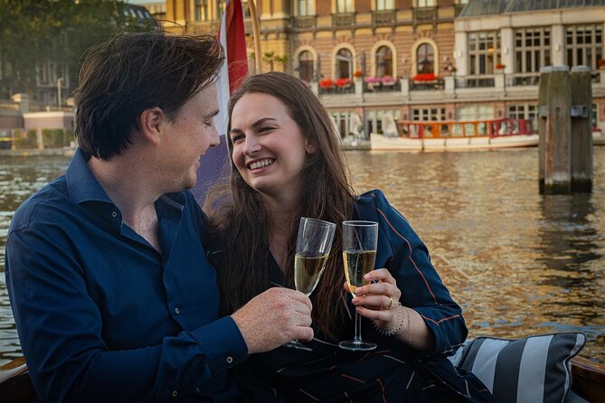 Amsterdam Private Dinner Cruise incl Drinks & 2-course Dinner 2hr - Practical details that affect your decision