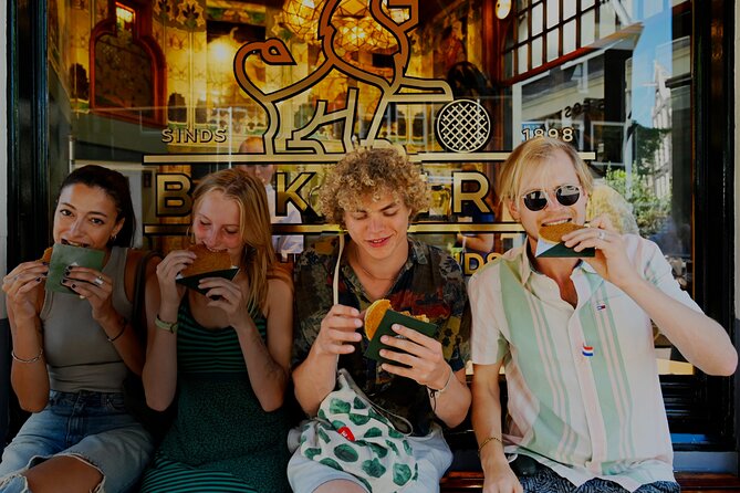 Amsterdam Private Food & Drinks Tour by UNESCO Canals & Jordaan - Brown cafés and the Jordaan