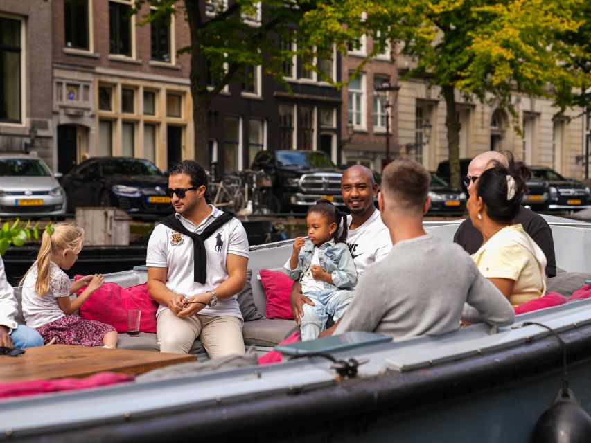 Amsterdam: Private Luxury Cruise with BBQ and Drinks - Small details that can improve the experience