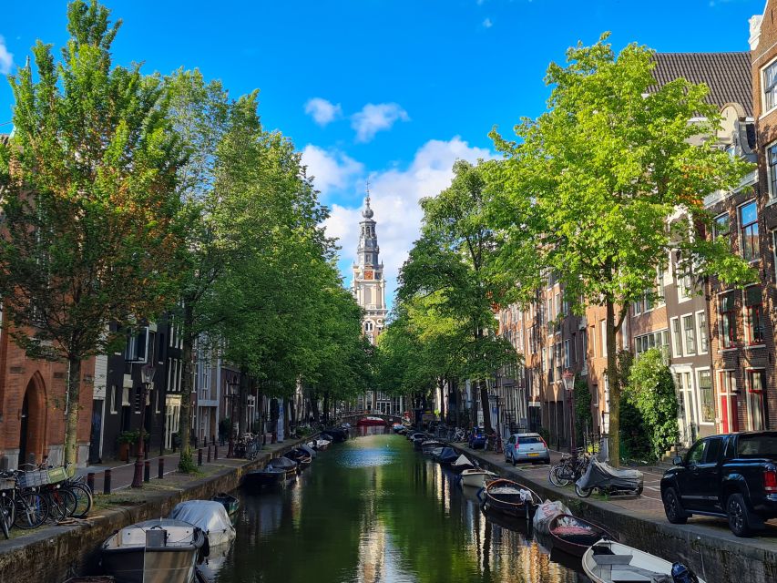 Amsterdam: Private Pedicab Historical Sightseeing Tour - Museumplein and the Rijksmuseum tunnel