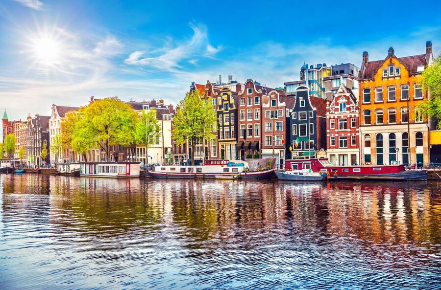 Amsterdam: Private Prosecco Canal Cruise Tour - Practical tips for a smoother outing