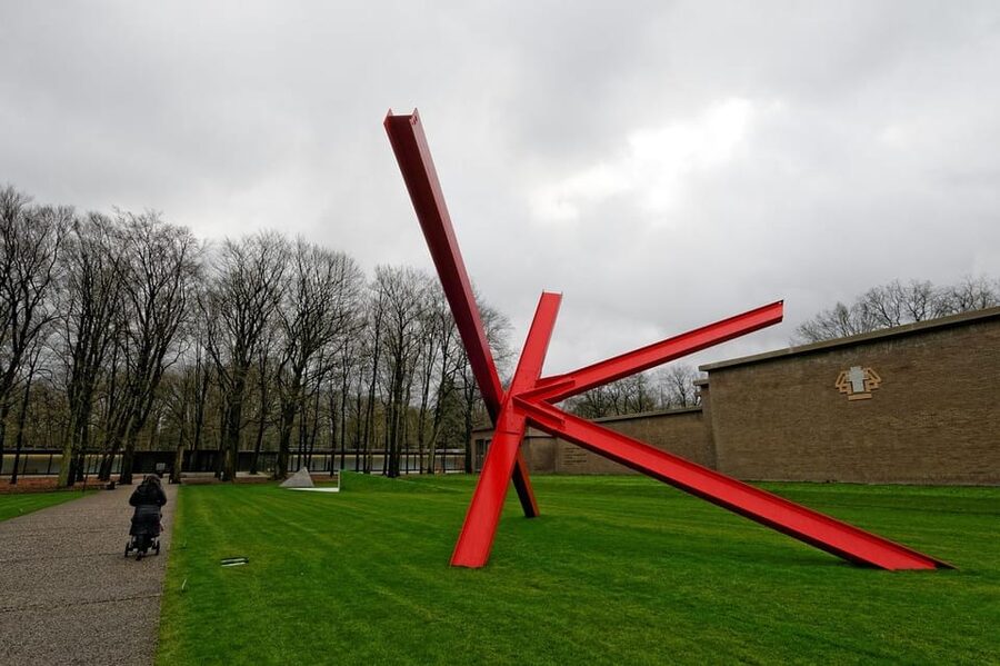 Amsterdam: Private tour to Kröller-Müller Museum - Booking details that matter